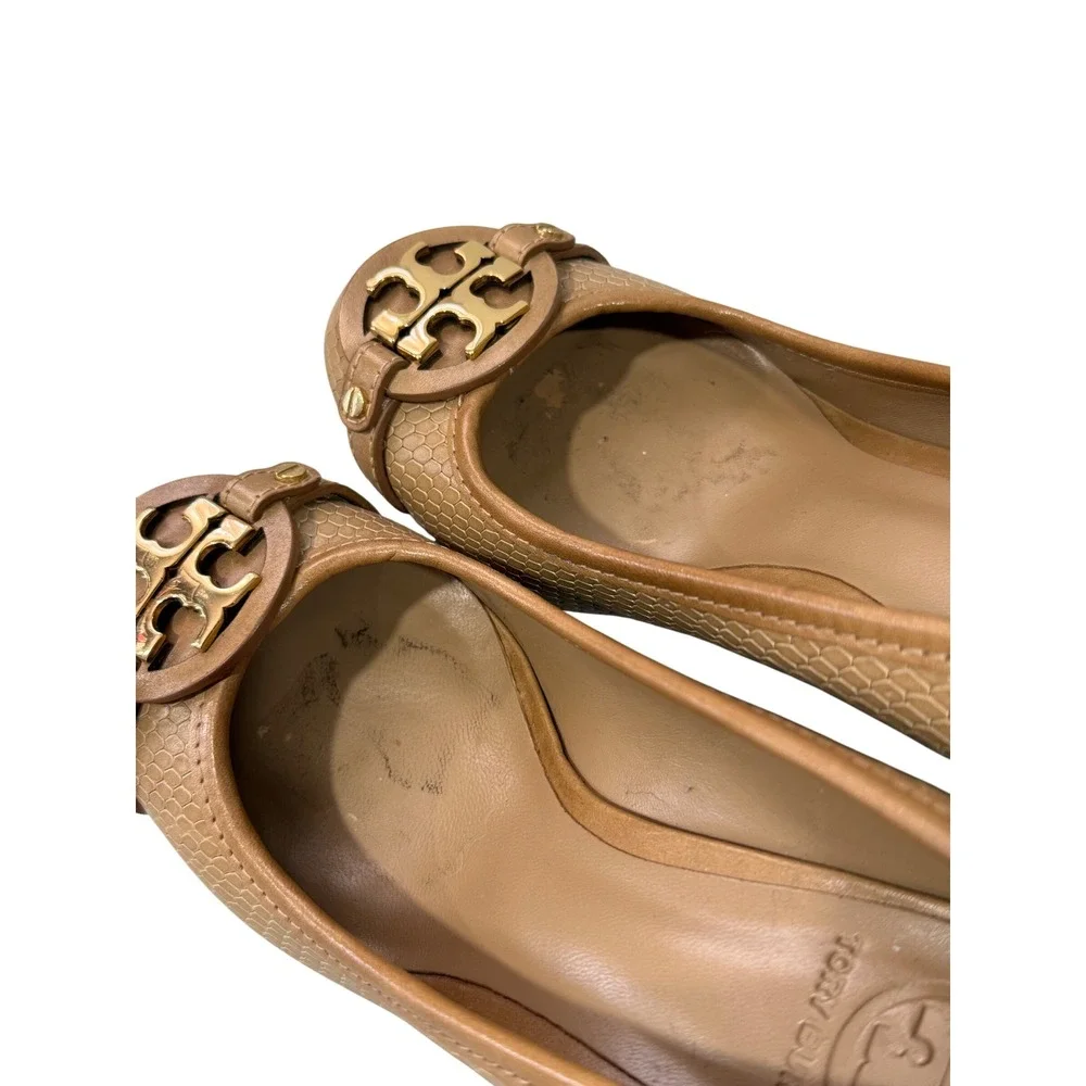 Tory Burch Aaden Tan Snakeskin Embossed Leather Block Heel Logo Pumps Size 8M